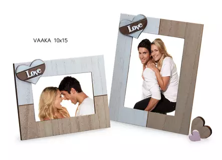 We are in Love 10x15 kehys aplikaatioilla - Hääkehykset, loveaiheiset kehykset - 42690 - 1