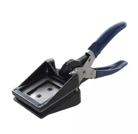 Passikuvaleikkuri / AVAIMENPERÄLEIKKURI 35x45, VENÄJÄN viisumikoko - Passikuville, passikuvataskut - 27232 - 1