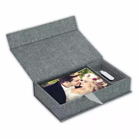 Lodi USB-valokuvalahjarasia harmaa 23x12,5x5 -10x15 kuville - Myymälään, pakkaustarv ja pahvilaatikot - 41463 - 1
