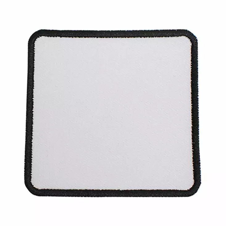 Kangasmerkki, ommeeltava sk 75x75mm, musta bodeeraus - Tekstiilit sublimaatiopainatukseen - 42144 - 1