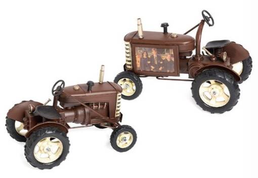 Traktori 25x15,5x17cm- ruskea - Peltikyltit ja metallikoristeet kuville - 41198 - 1